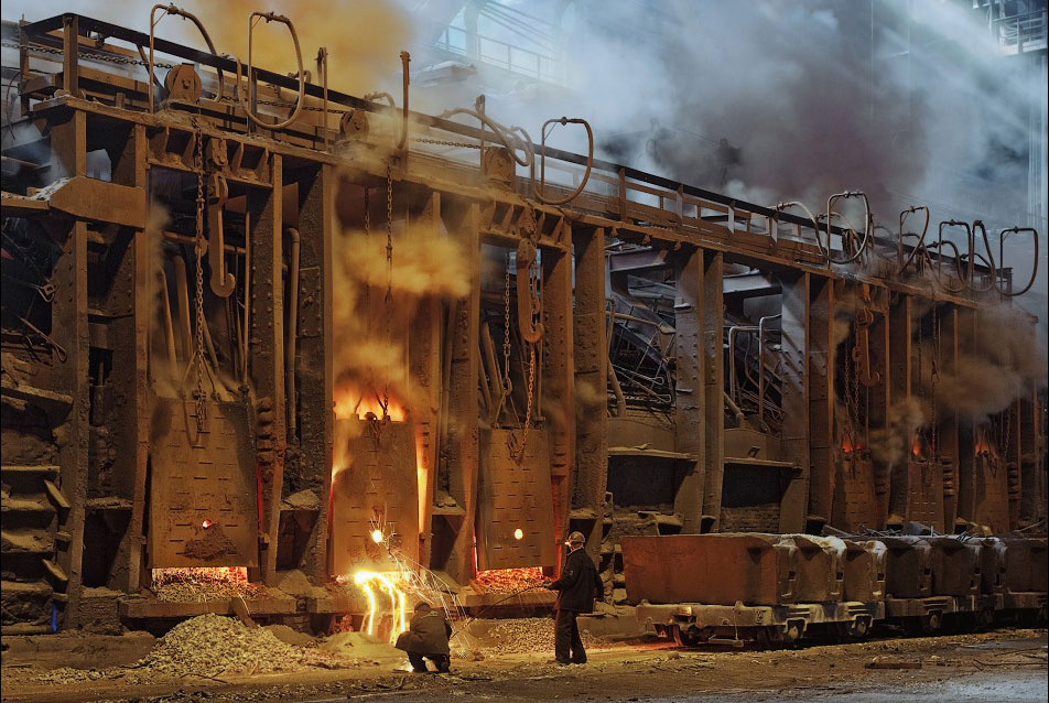 Open-hearth furnace at the ArcelorMittal plant in Kryvyi Rih, Ukraine, 2012. Wikimedia Commons.