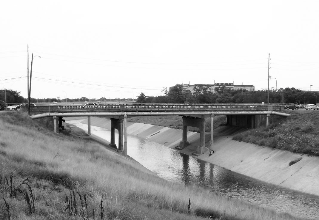 Almeda Road Bridge over Bray's Bayou, Houston, Texas. Wikimedia.