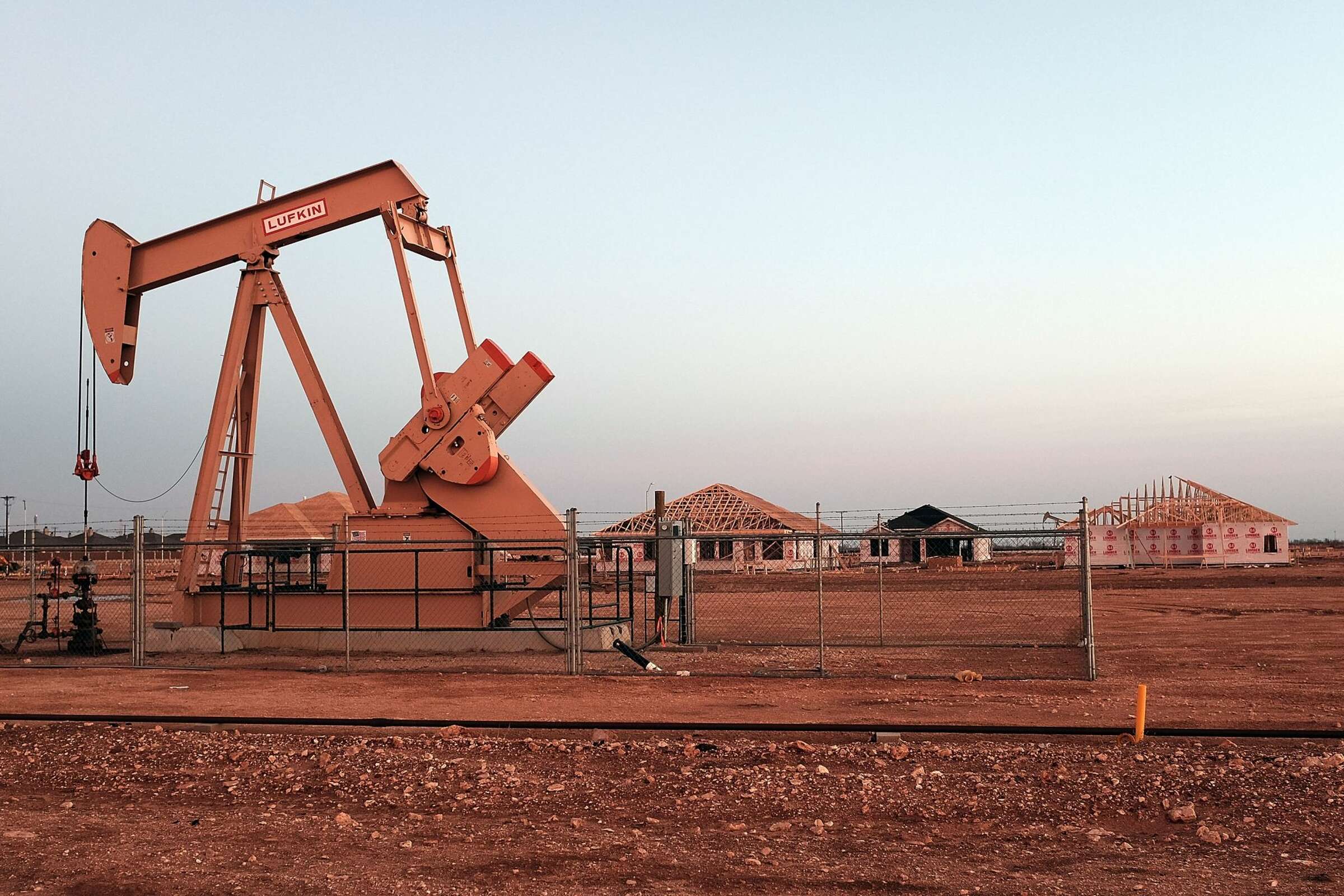 An oil well in Midland, Texas. (Spencer Platt/Getty Images/TNS)