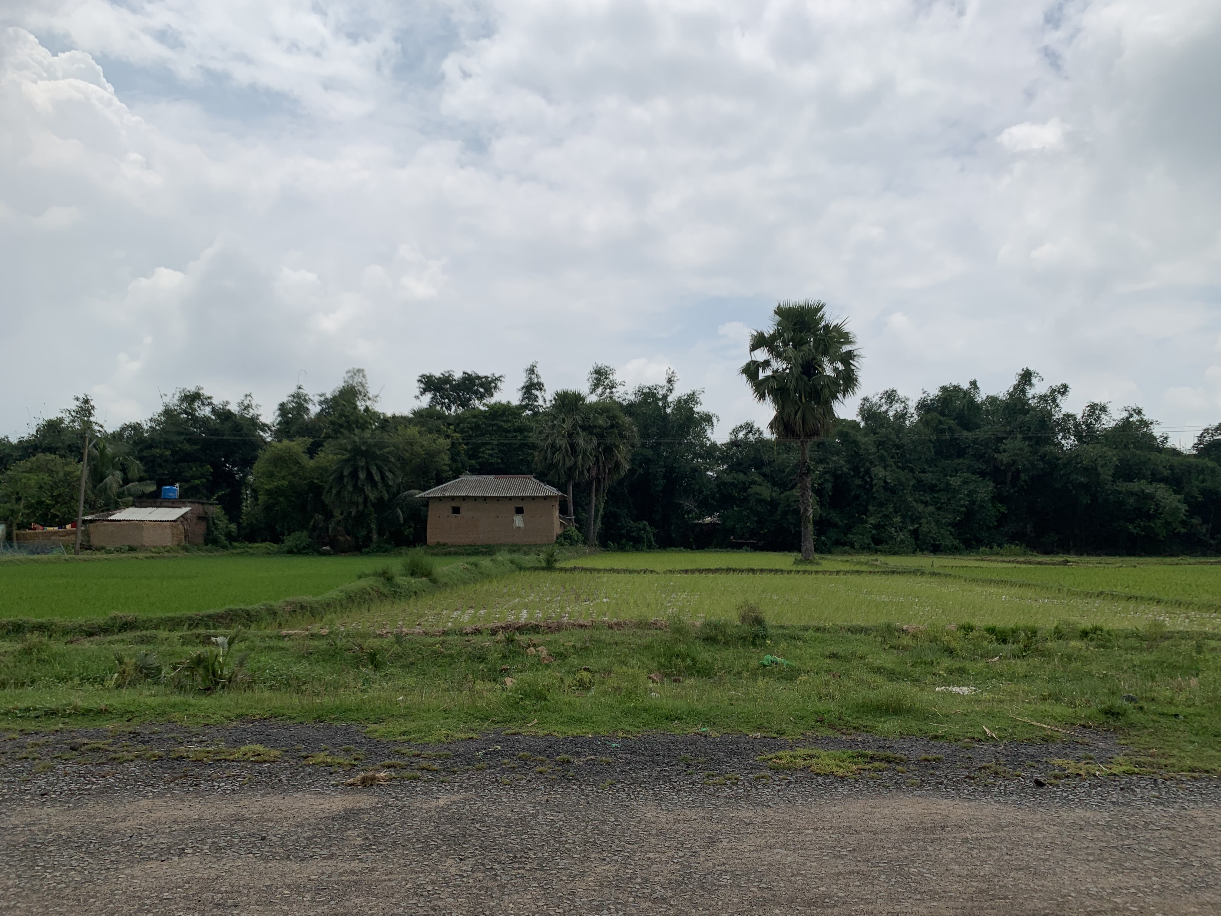 The ‘airport’ in Guskara, August 2021. Photos by author.