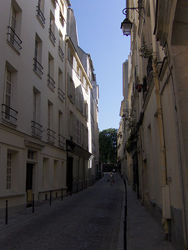 Condorcet's last home in the Rue des Fossoyeurs, now the Rue Servandoni. Wikimedia Commons.