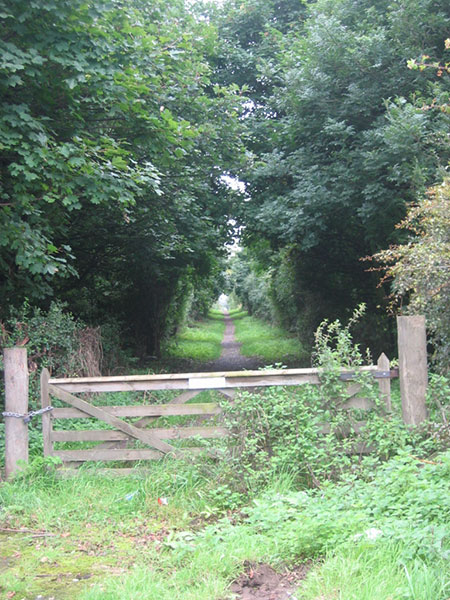 Part of route of Tranent to Cockenzie Waggonway, near to Tranent church. Wikimedia Commons.