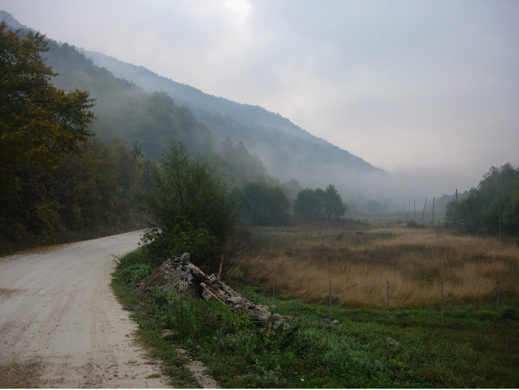 Between Kulen Vakuf and Martin Brod, Bosnia-Herzegovina, October 2008. (Photograph by Max Bergholz)