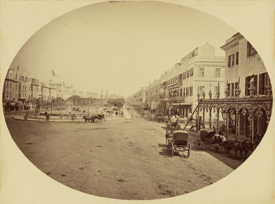Paul des Granges, Place des Consuls, Alexandria, 1860-1869 (J. Paul Getty Museum)
Source : http://www.getty.edu/art/collection/objects/63048/attributed-to-baron-paul-des-granges-place-des-consuls-alexandria-french-1860-1869/?dz=0.5000,0.3717,0.75 
