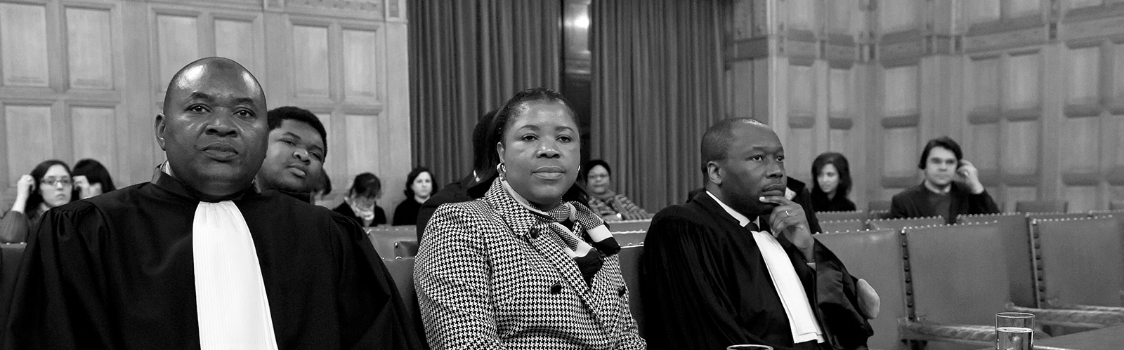 International Court of Justice.
30 November 2010.
Mme Mwenze Kisonga Pierrette, chef du service juridique et du contentieux à l’ambassade de la République démocratique du Congo à Bruxelles.
